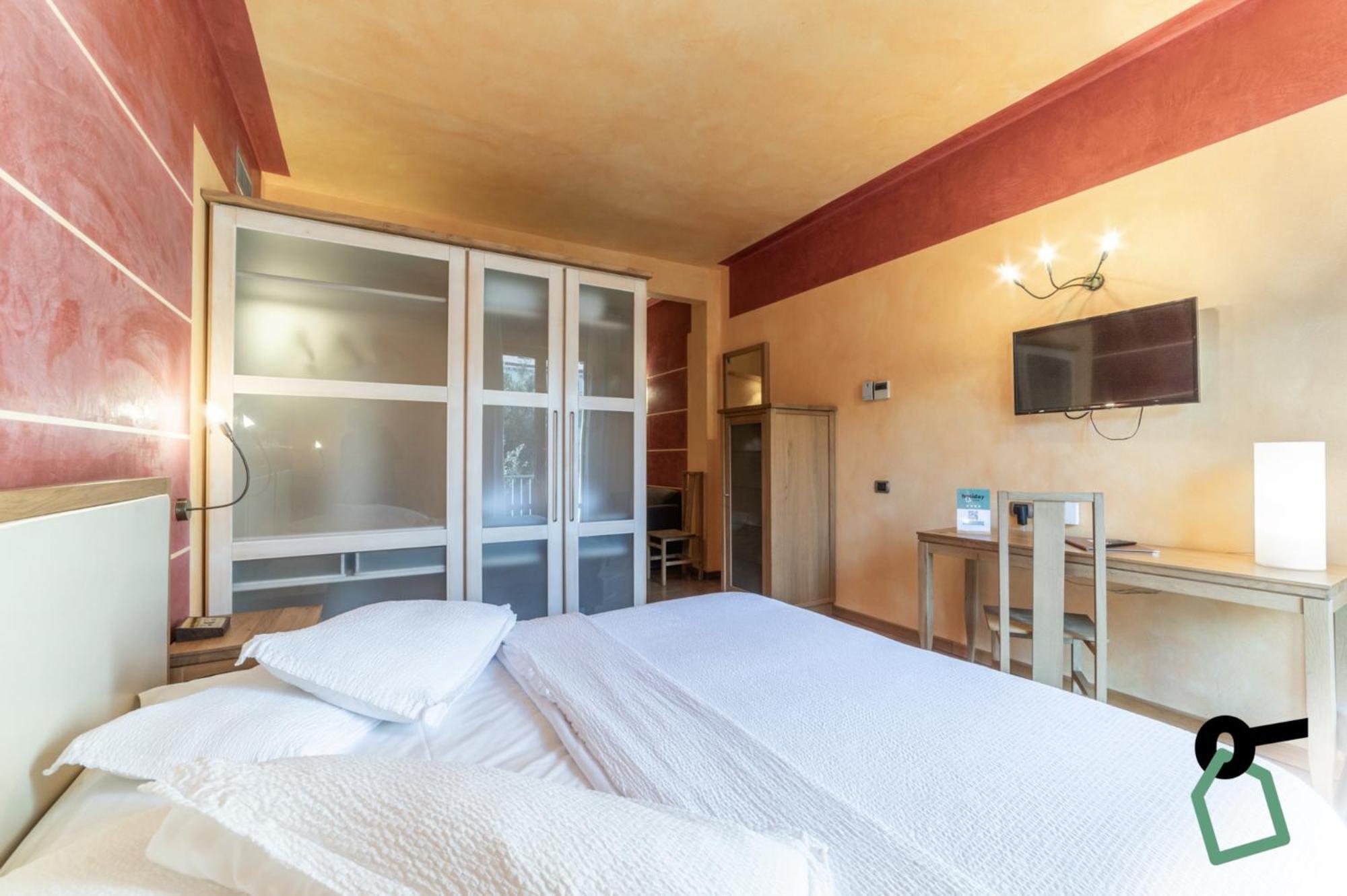 Hotiday Discovery - Residence Verona Exterior photo